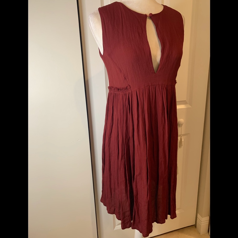 ASOS Sleeveless Burgundy Dress ๐ - Picture 2 of 4